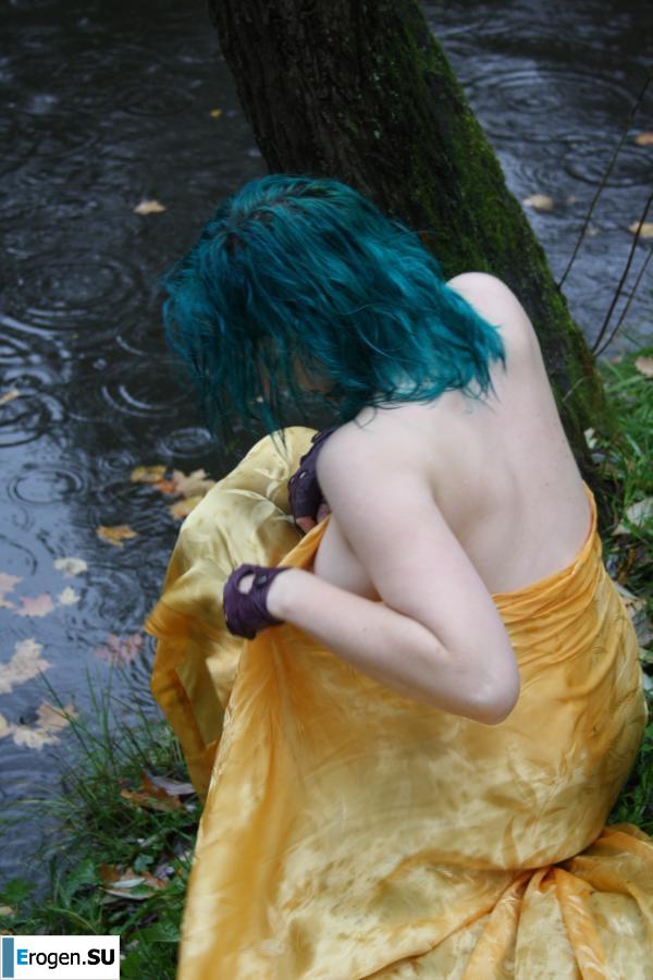 Eve in the park. Slide 21