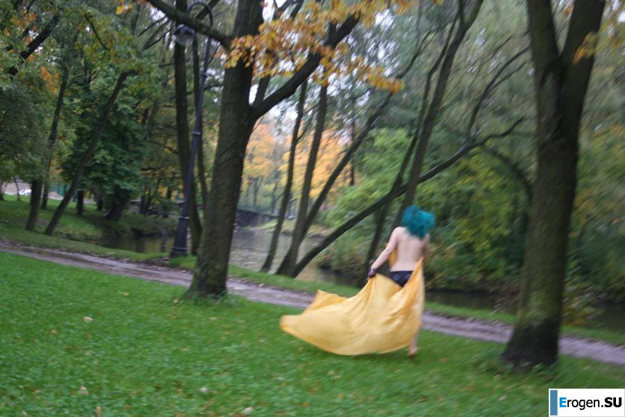 Eve in the park. Slide 38