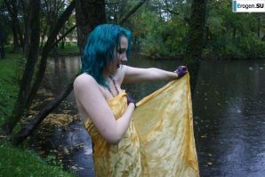 Eve in the park. Thumbnail 17