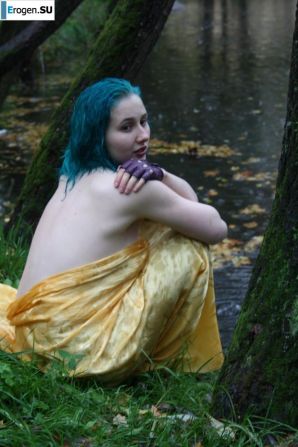 Eve in the park. Thumbnail 29