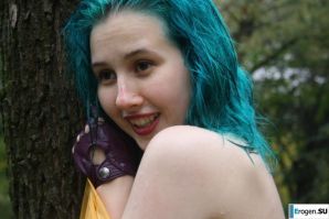 Eve in the park. Thumbnail 33