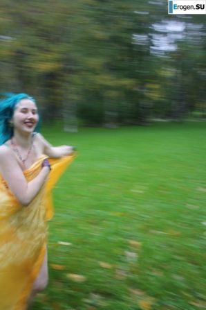 Eve in the park. Thumbnail 35