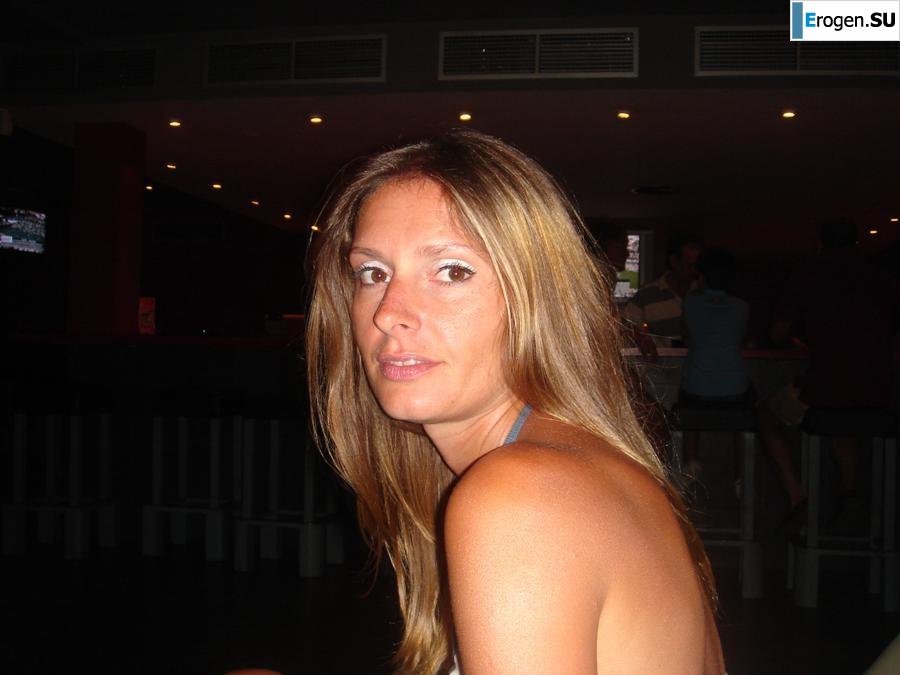 Beauty from Italy and all her personal photos. Part 3. Slide 4