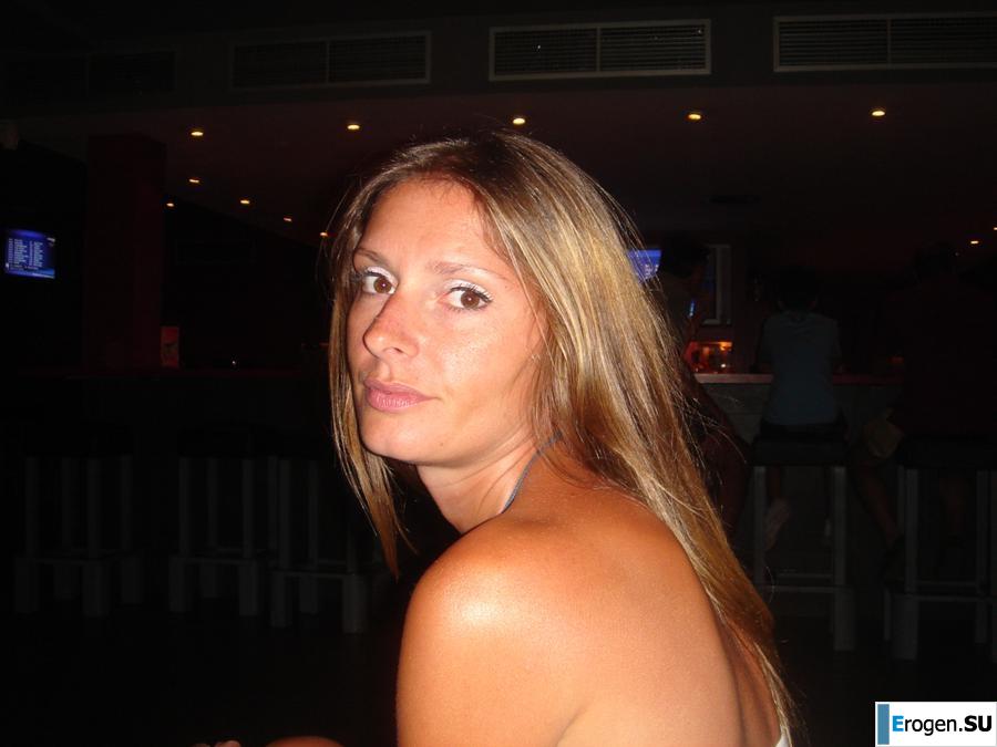 Beauty from Italy and all her personal photos. Part 3. Slide 6