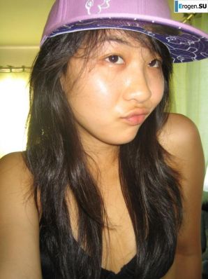 Asian has fun at home. Thumbnail 18