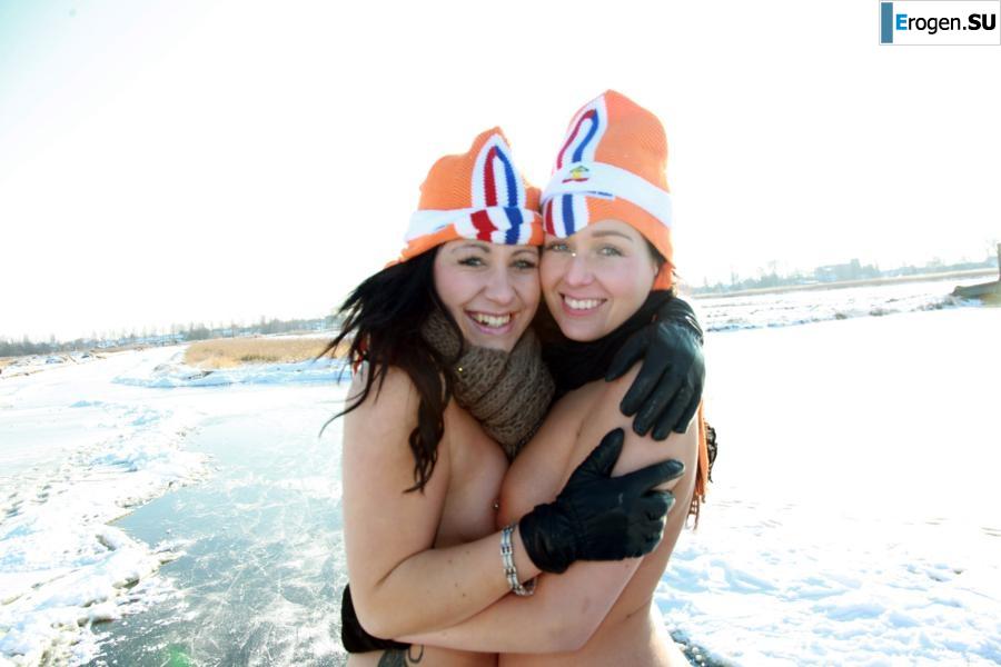 Dutch nudists in winter. Slide 38
