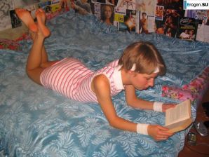 Hairy Slim Woman. Thumbnail 24