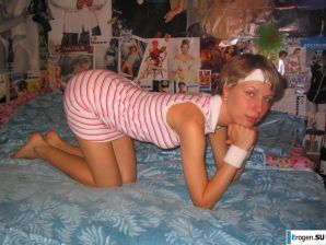 Hairy Slim Woman. Thumbnail 31