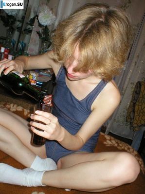 Hairy Slim Woman. Thumbnail 46