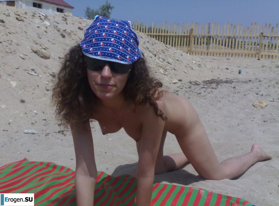 in support of Yanukovych, and on the beach. Part 2. Slide 33