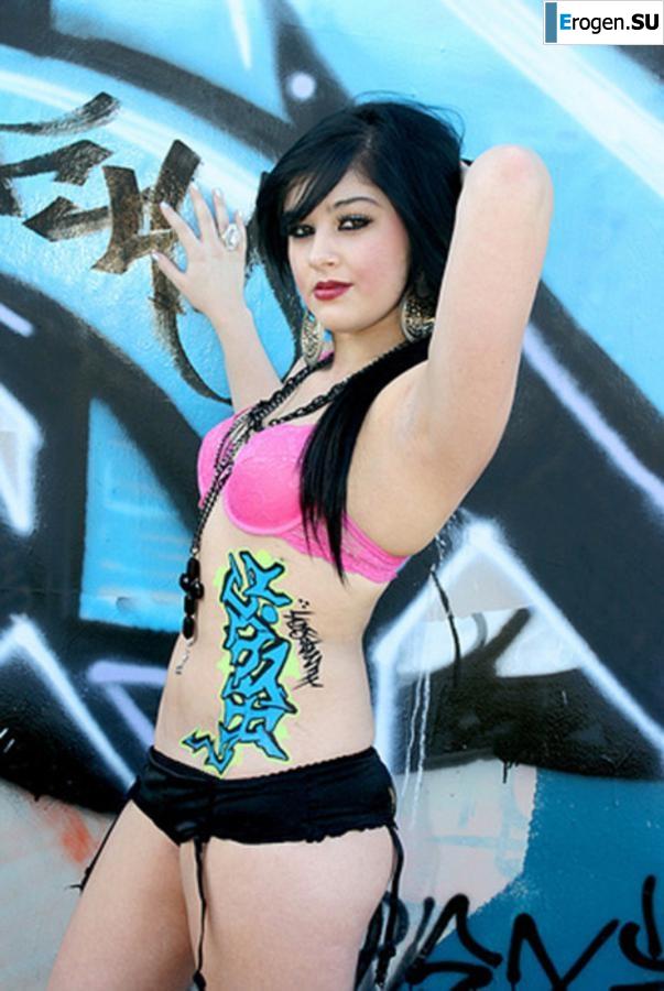 Graffiti on Girls. Slide 19