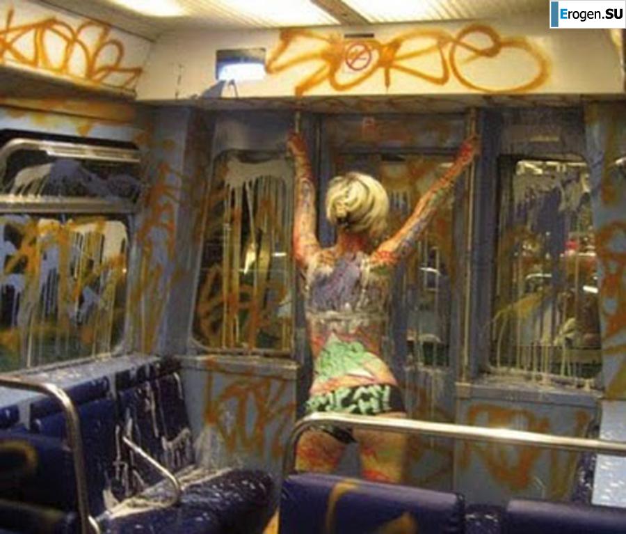 Graffiti on Girls. Slide 31