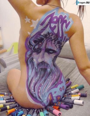 Graffiti on Girls. Thumbnail 20