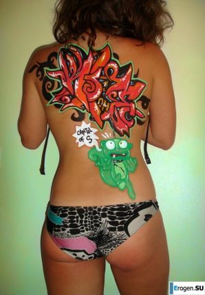 Graffiti on Girls. Thumbnail 5