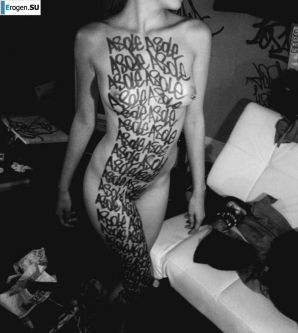 Graffiti on Girls. Part 2. Thumbnail 31