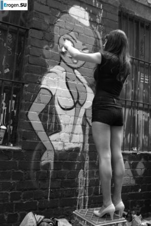 Graffiti on Girls. Part 2. Thumbnail 32