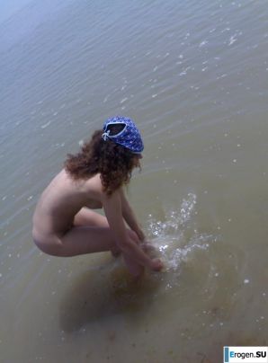 in support of Yanukovych, and on the beach. Part 3. Thumbnail 30