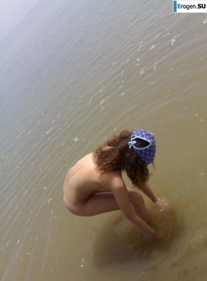 in support of Yanukovych, and on the beach. Part 3. Thumbnail 36