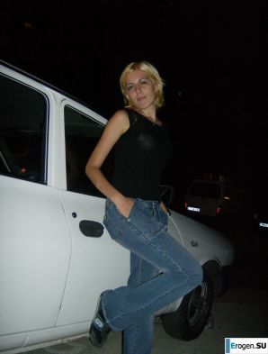 Blonde Czech woman poses for her friend. Thumbnail 4