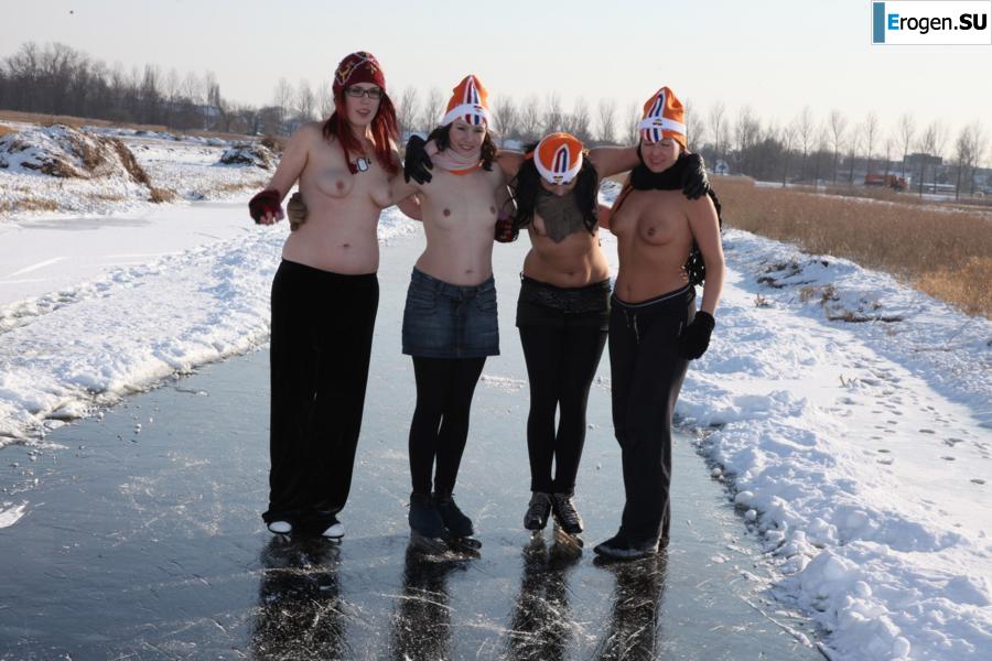 Dutch nudists in winter. Part 3. Slide 26