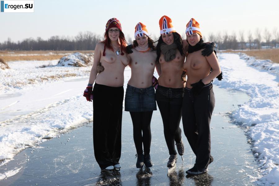 Dutch nudists in winter. Part 3. Slide 27