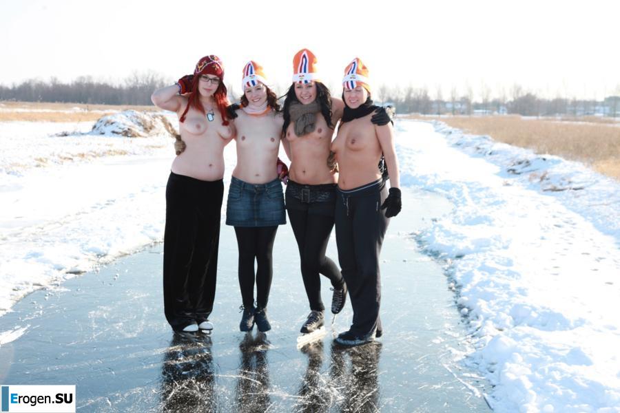 Dutch nudists in winter. Part 3. Slide 31