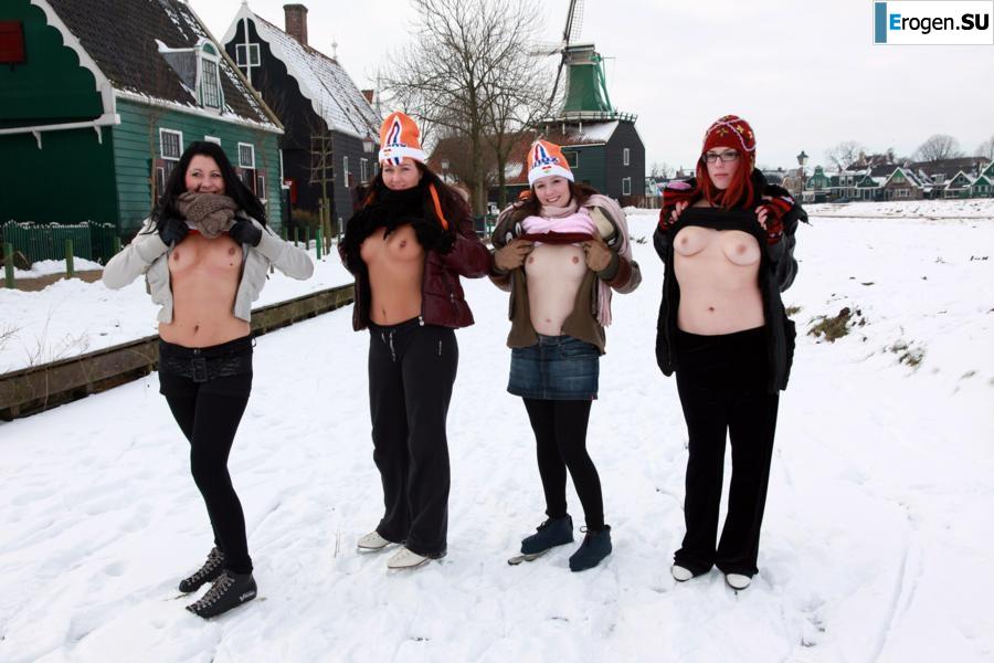 Dutch nudists in winter. Part 3. Slide 39