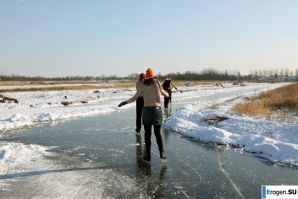 Dutch nudists in winter. Part 3. Thumbnail 25