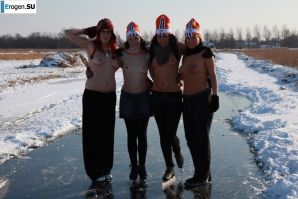 Dutch nudists in winter. Part 3. Thumbnail 29