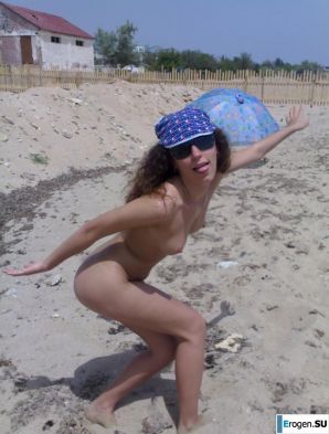 in support of Yanukovych, and on the beach. Part 4. Thumbnail 18