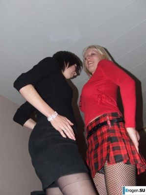 Continuing the theme of swingers. Part 7. Thumbnail 11