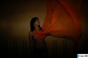 Brunette home photo session. Thumbnail 35