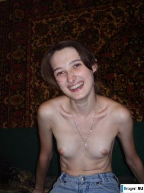 Home photos of a Ukrainian girl. Part 2. Thumbnail 18