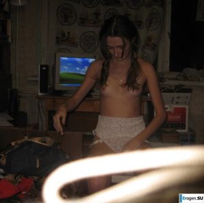 Home photos of a Ukrainian girl. Part 2. Thumbnail 23