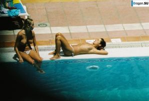 Girls sunbathe topless near the pool. Part 3. Thumbnail 28