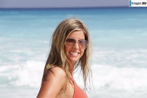 Tanned in the tropics. Part 3. Thumbnail 25