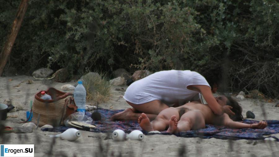 And again, hippies. Now on the beach. Part 3. Slide 1
