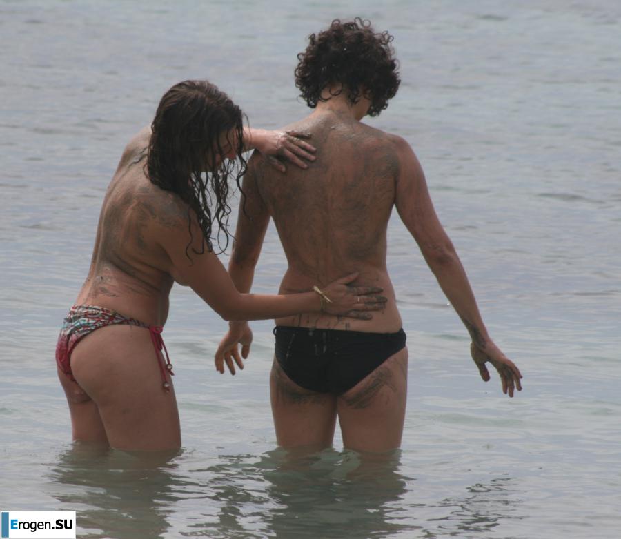 And again, hippies. Now on the beach. Part 3. Slide 7