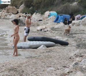 And again, hippies. Now on the beach. Part 3. Thumbnail 18