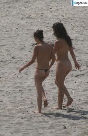 And again, hippies. Now on the beach. Part 4. Thumbnail 39