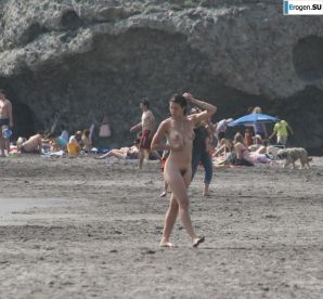 And again hippies. Now on the beach. Part 5. Thumbnail 12