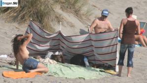 And again hippies. Now on the beach. Part 5. Thumbnail 26