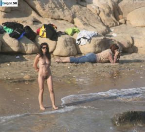 And again hippies. Now on the beach. Part 5. Thumbnail 35
