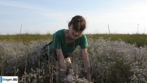 Home photos of a Ukrainian girl. Part 3. Thumbnail 37