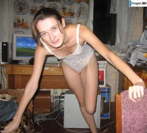 Home photos of a Ukrainian girl. Part 4. Thumbnail 27