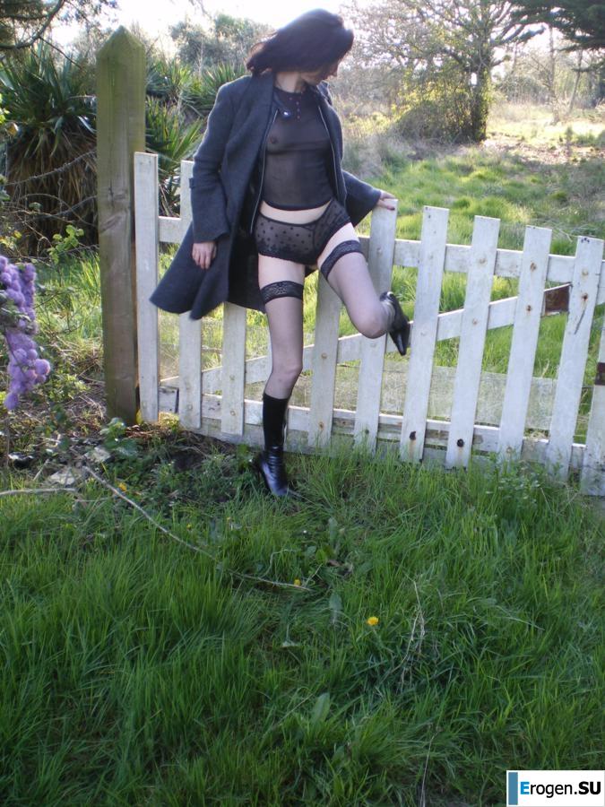 Madame Frenchwoman. Slide 33