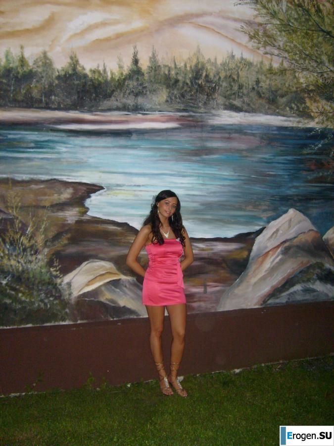 Beautiful Brunette. Slide 39