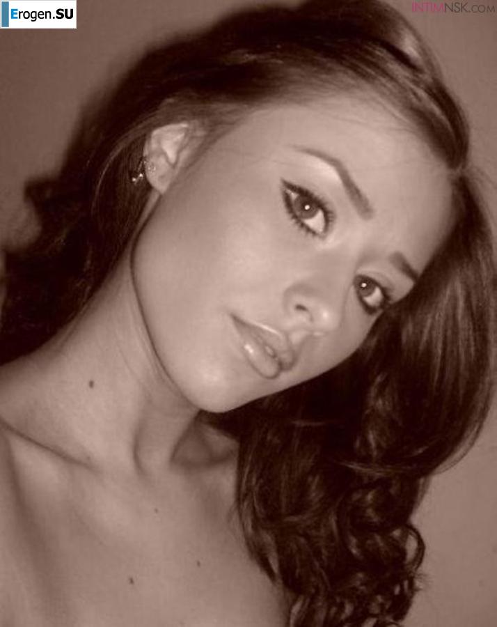 Beautiful Brunette. Slide 41