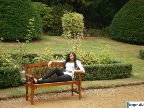 Beautiful Brunette. Thumbnail 1