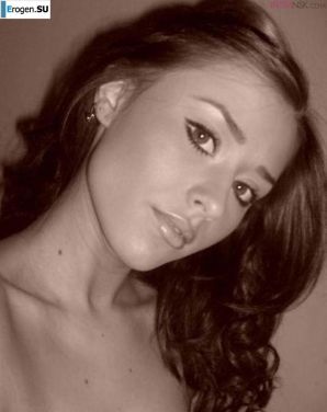Beautiful Brunette. Thumbnail 41